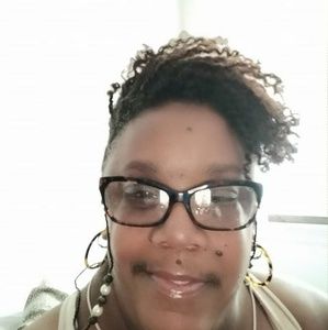 Meet your Posher, Stephine